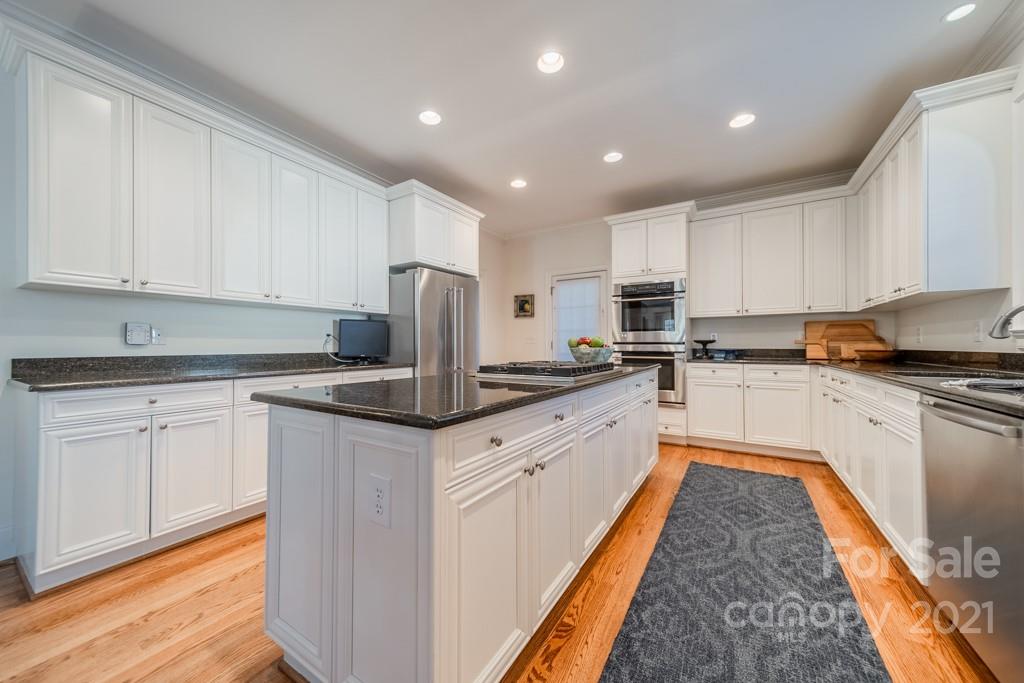 6207 Sharon Acres Road Charlotte, NC 28210 - Photo 15 of 47 Gallery Image 15