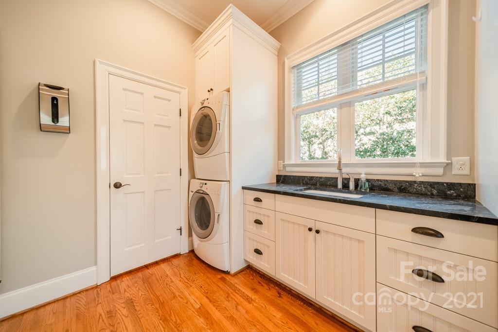 6207 Sharon Acres Road Charlotte, NC 28210 - Photo 19 of 47 Gallery Image 19