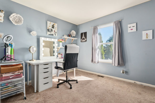 2602 Lundquist Drive Aurora, IL 60503 - Photo 17 of 30 a view of workspace with workspace