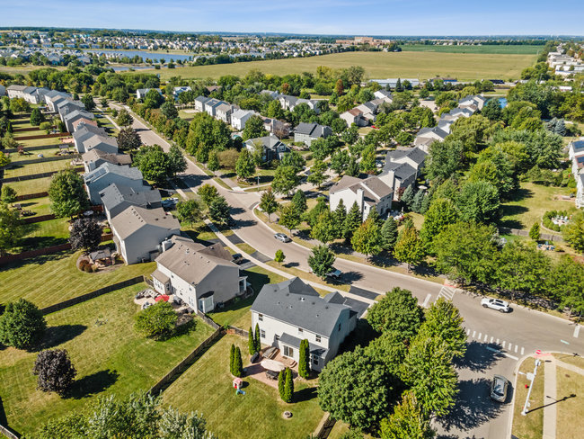 2602 Lundquist Drive Aurora, IL 60503 - Photo 28 of 30 an aerial view of residential building with outdoor space