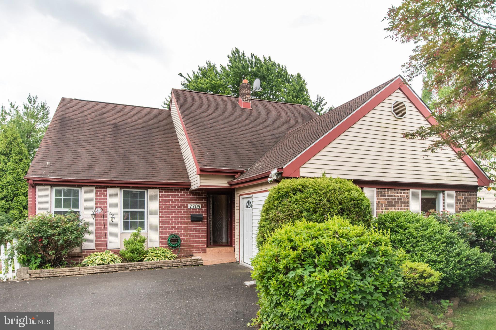 7705 Oak Lane Road Cheltenham, PA 19012 - Photo 1 of 40 Gallery Image 1