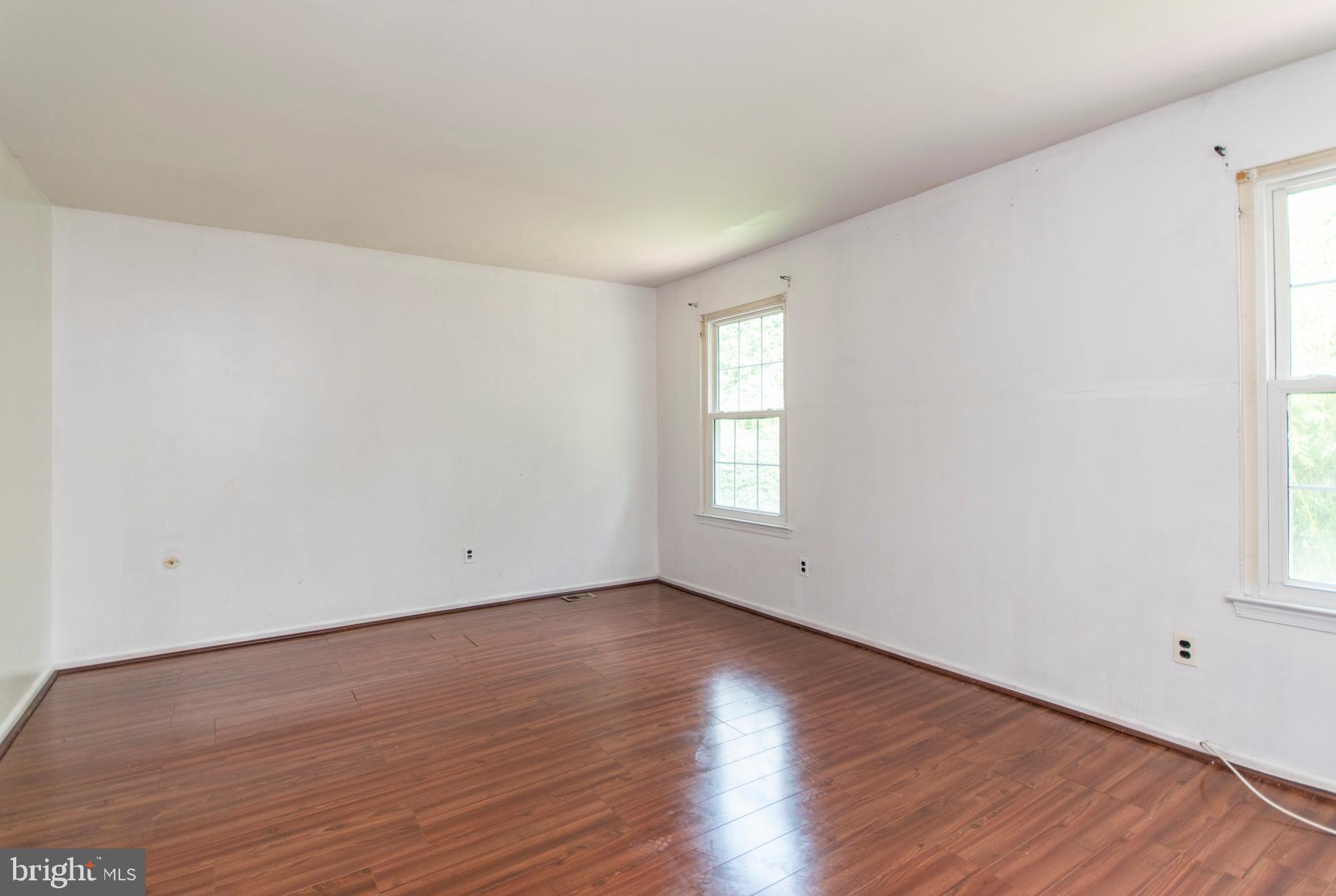 7705 Oak Lane Road Cheltenham, PA 19012 - Photo 14 of 40 Gallery Image 14