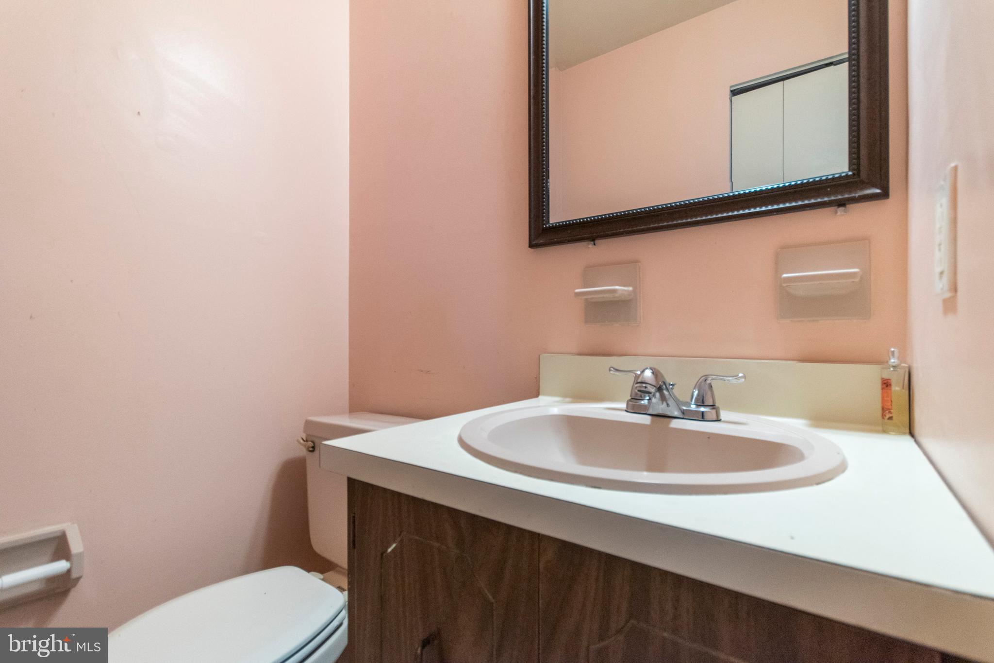 7705 Oak Lane Road Cheltenham, PA 19012 - Photo 18 of 40 Gallery Image 18