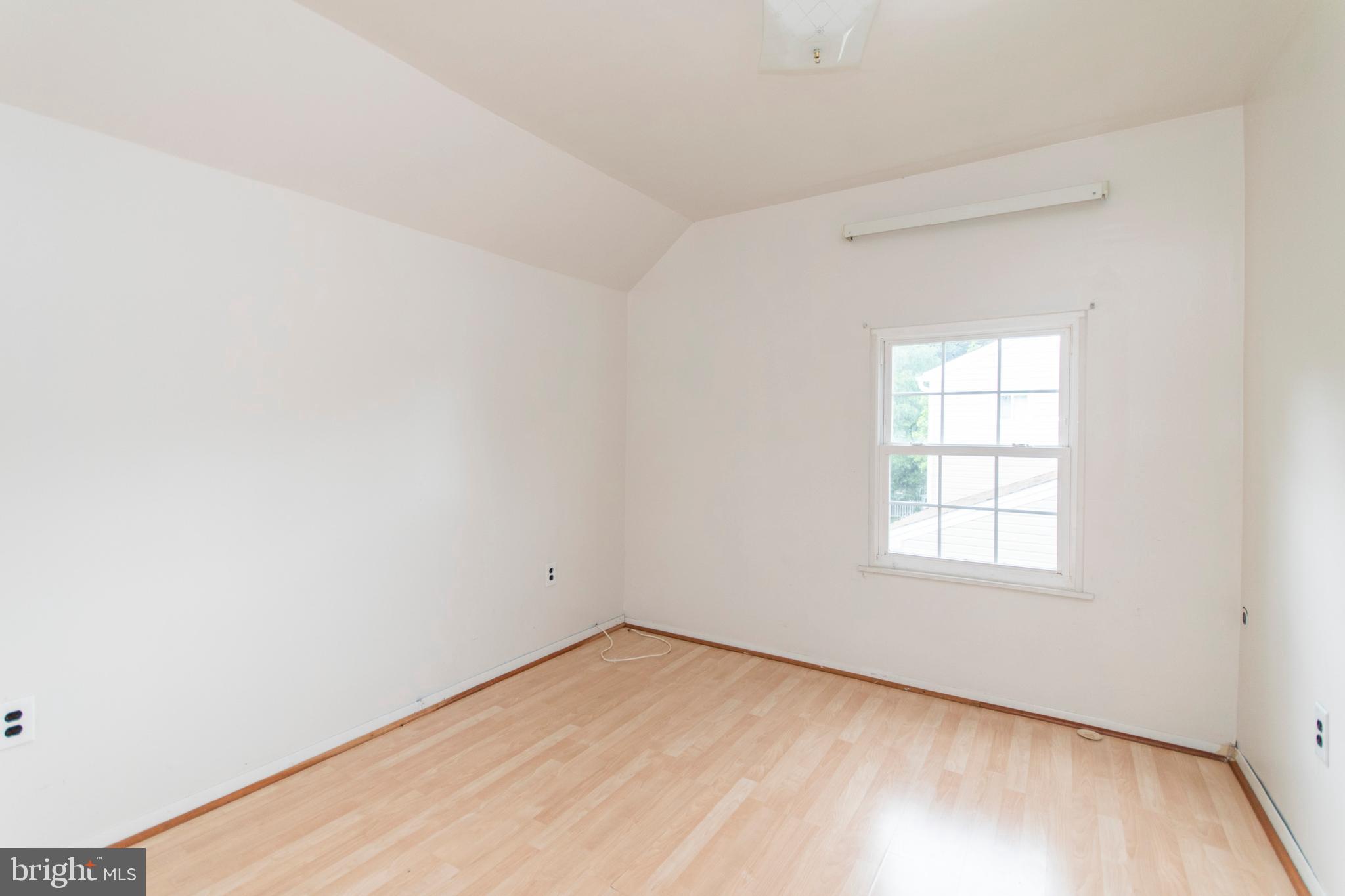 7705 Oak Lane Road Cheltenham, PA 19012 - Photo 27 of 40 Gallery Image 27
