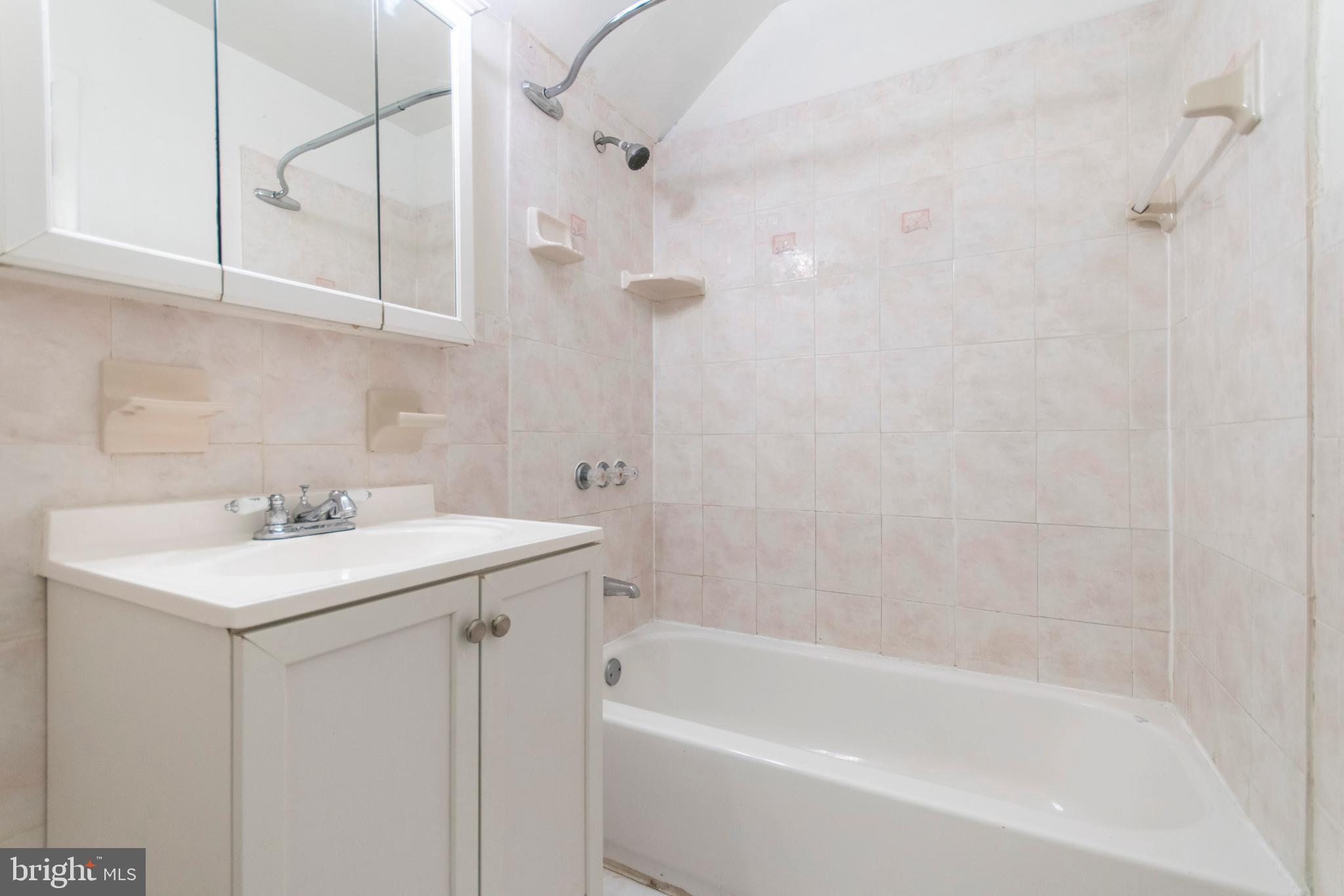 7705 Oak Lane Road Cheltenham, PA 19012 - Photo 31 of 40 Gallery Image 31