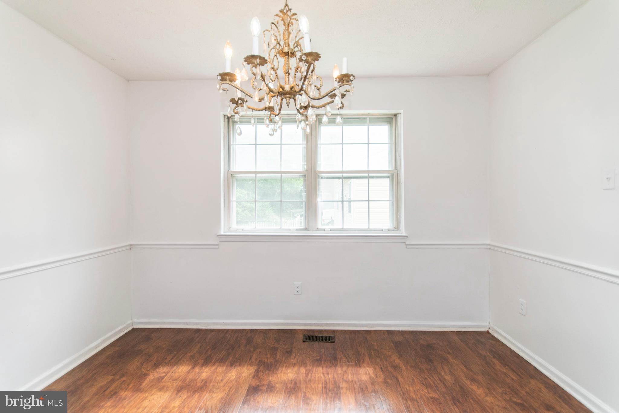 7705 Oak Lane Road Cheltenham, PA 19012 - Photo 5 of 40 Gallery Image 5