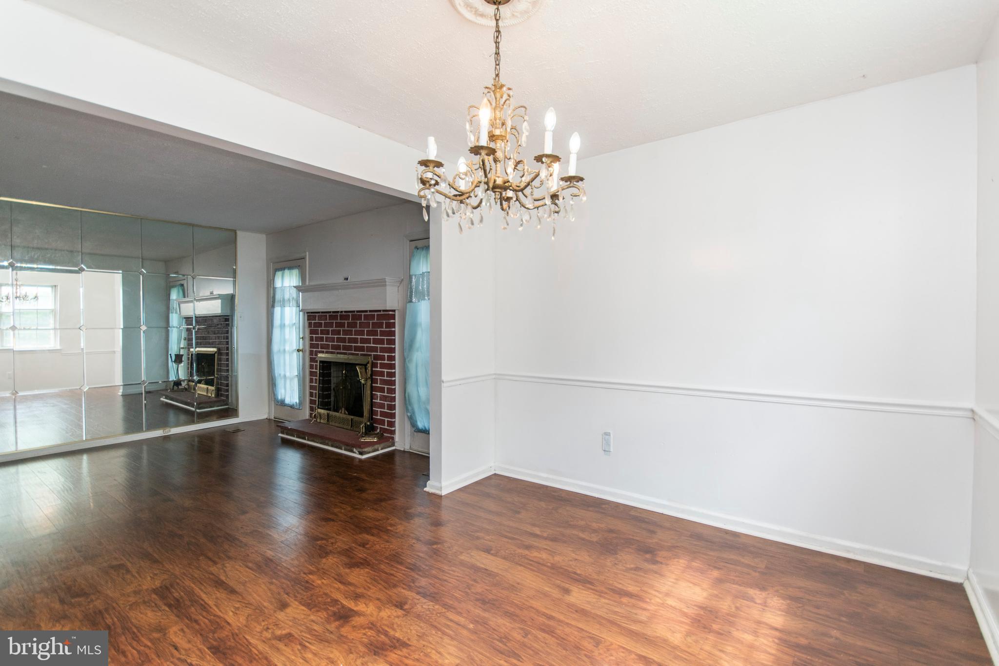 7705 Oak Lane Road Cheltenham, PA 19012 - Photo 6 of 40 Gallery Image 6