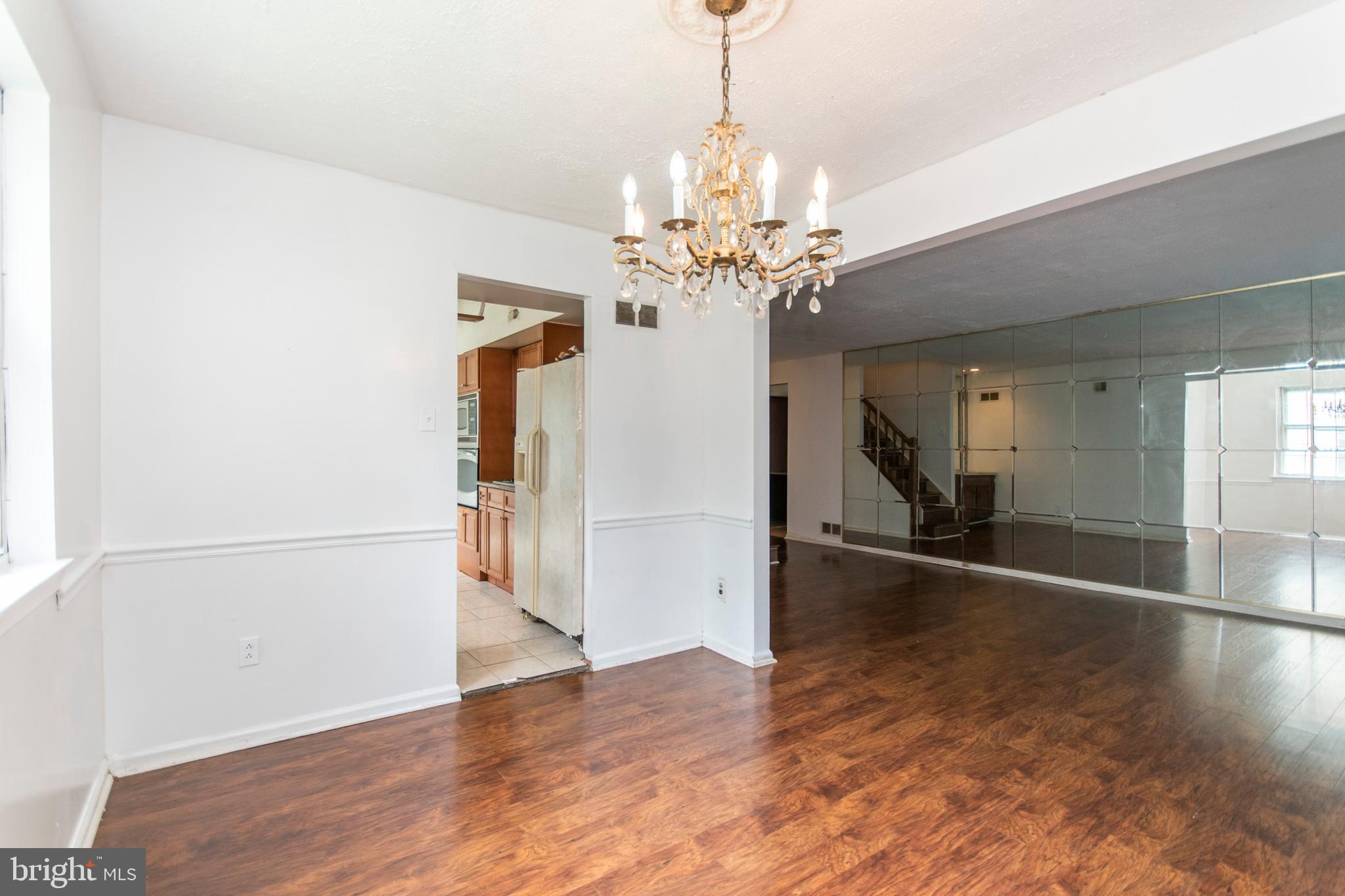 7705 Oak Lane Road Cheltenham, PA 19012 - Photo 7 of 40 Gallery Image 7