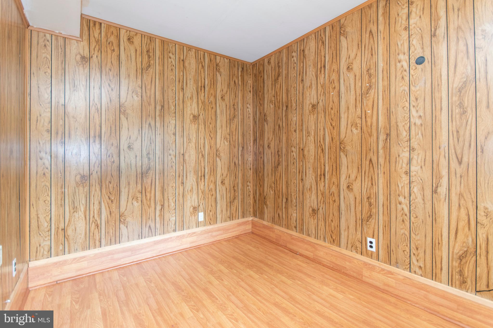 7705 Oak Lane Road Cheltenham, PA 19012 - Photo 8 of 40 Gallery Image 8