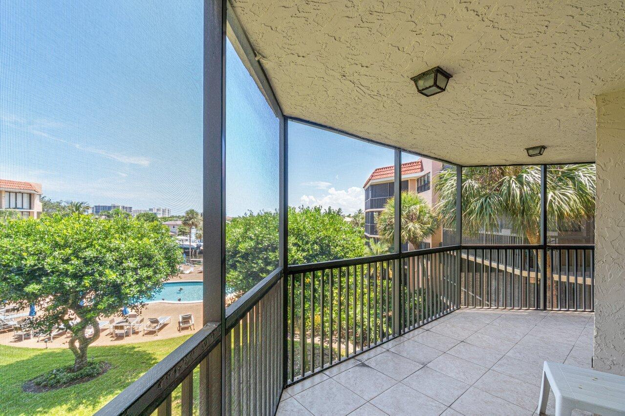 800 Jeffery Street, Unit 308 Boca Raton, FL 33487 - Photo 22 of 38 021-800JefferyStreet-BocaRaton-FL-33487-