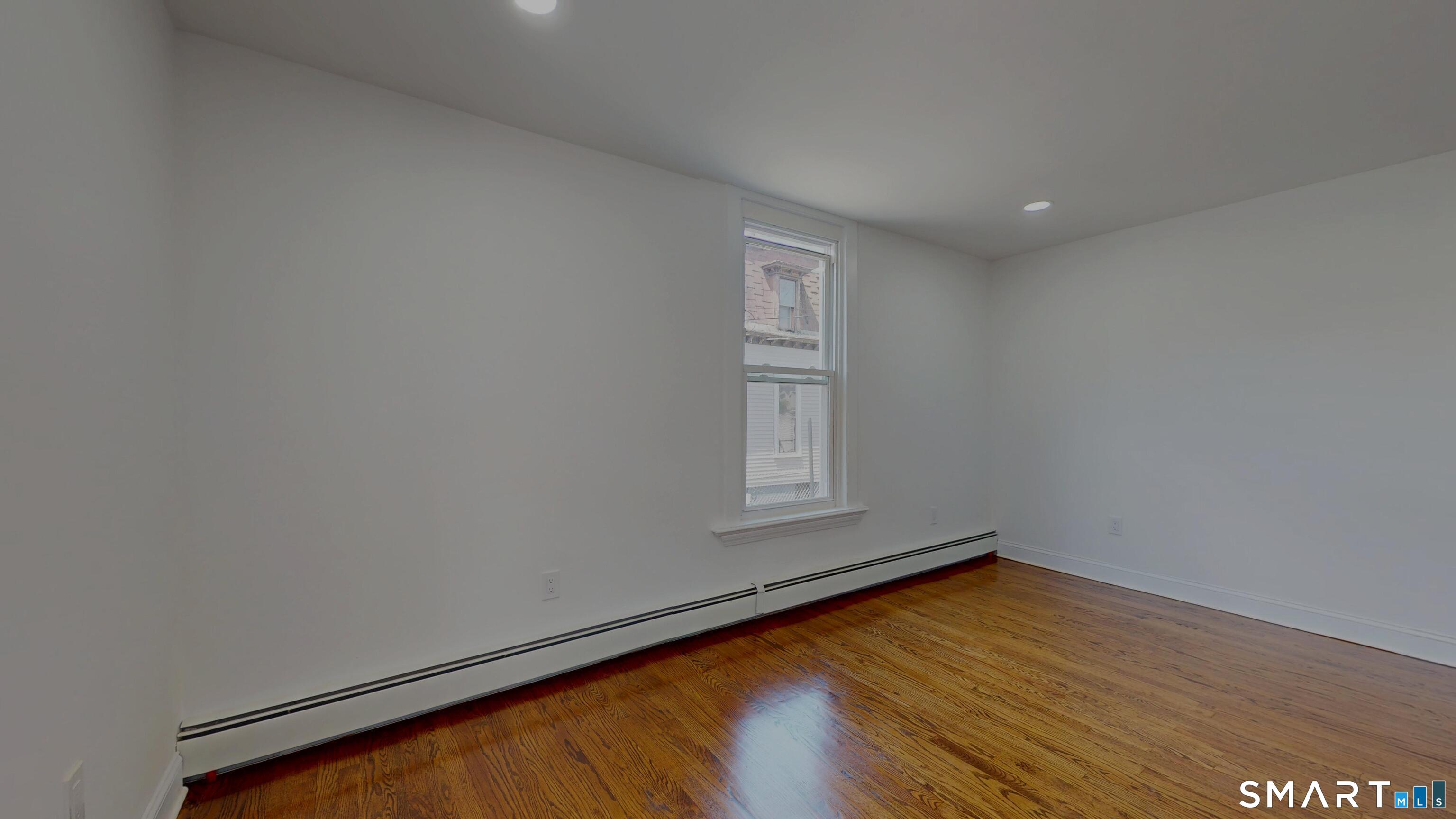 24 Bond Street Hartford, CT 06114 - Photo 22 of 24