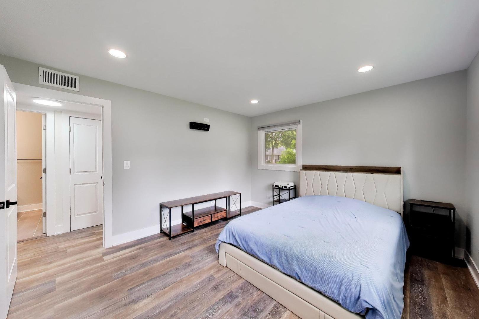 10 Rugby Road Lake Zurich, IL 60047 - Photo 23 of 39