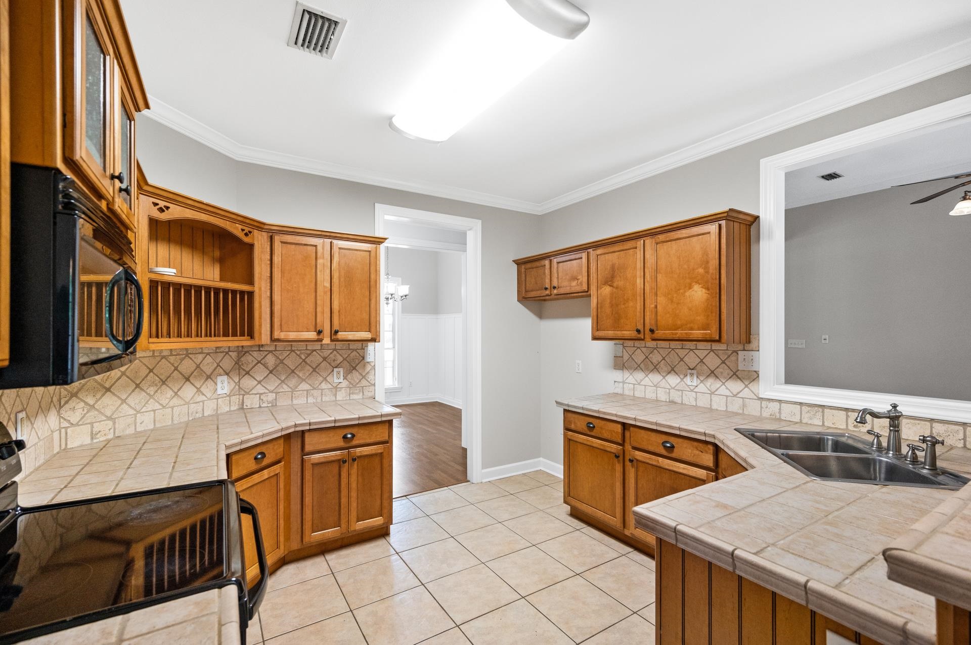 204 Oxford Way Foley, AL 36535 - Photo 13 of 49