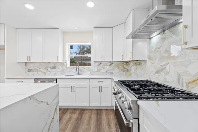 $699,000 | 12551 Honeywood Trail, Houston, TX 77077