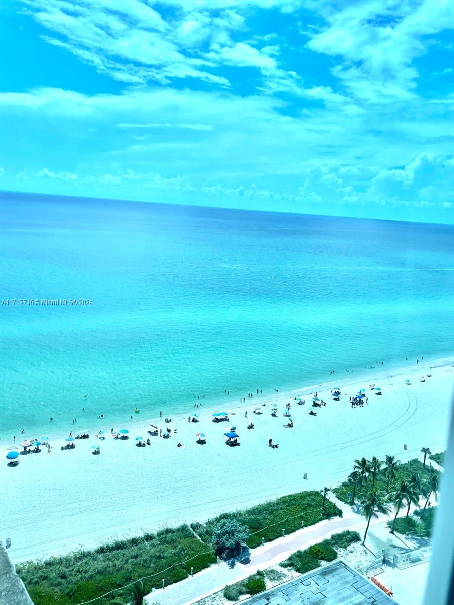 5445 Collins Avenue, Unit TS7 Miami Beach, FL 33140 - Photo 6 of 24