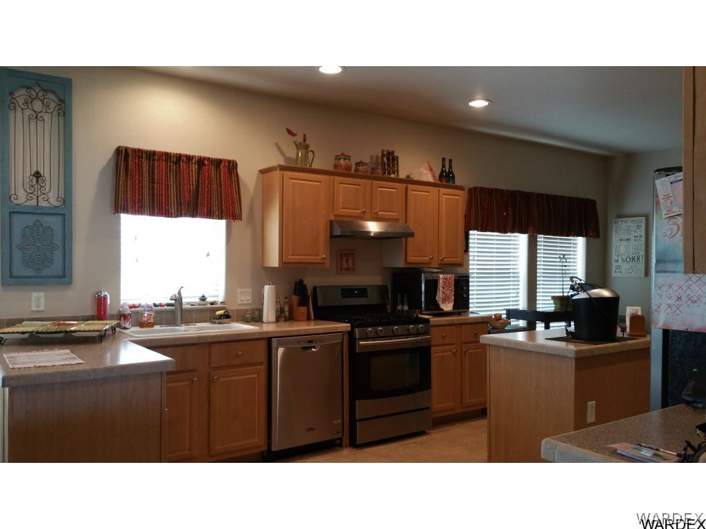 1636 Ramar Road Bullhead City, AZ 86442 - Photo 3 of 30