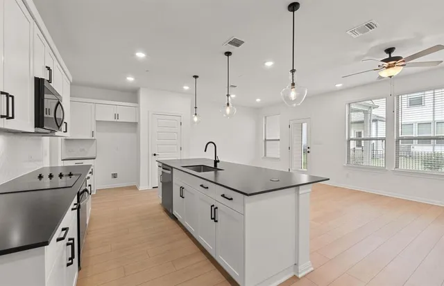 $2,295 | 2725 Woodall Drive, Unit 1602, Cedar Park, TX 78613