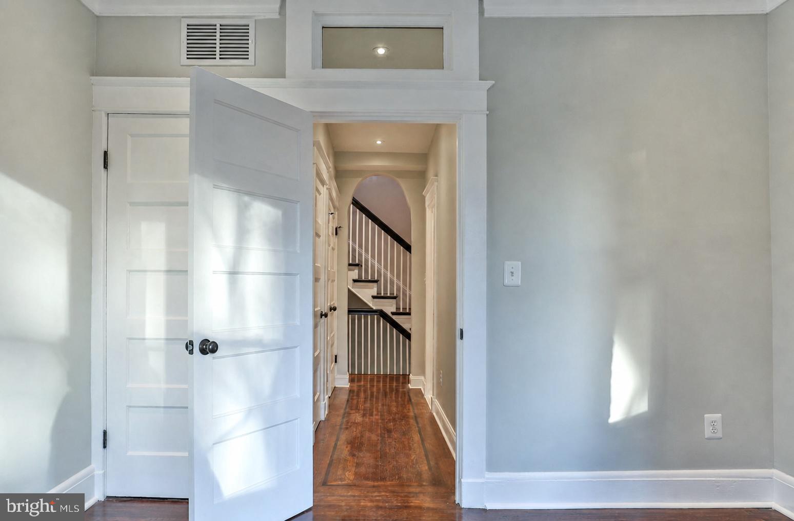 4416 Roland Avenue Baltimore, MD 21210 - Photo 29 of 60