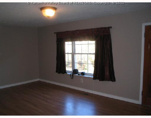181 Frame Road Elkview, WV 25071 - Photo 2 of 7 Living Room.