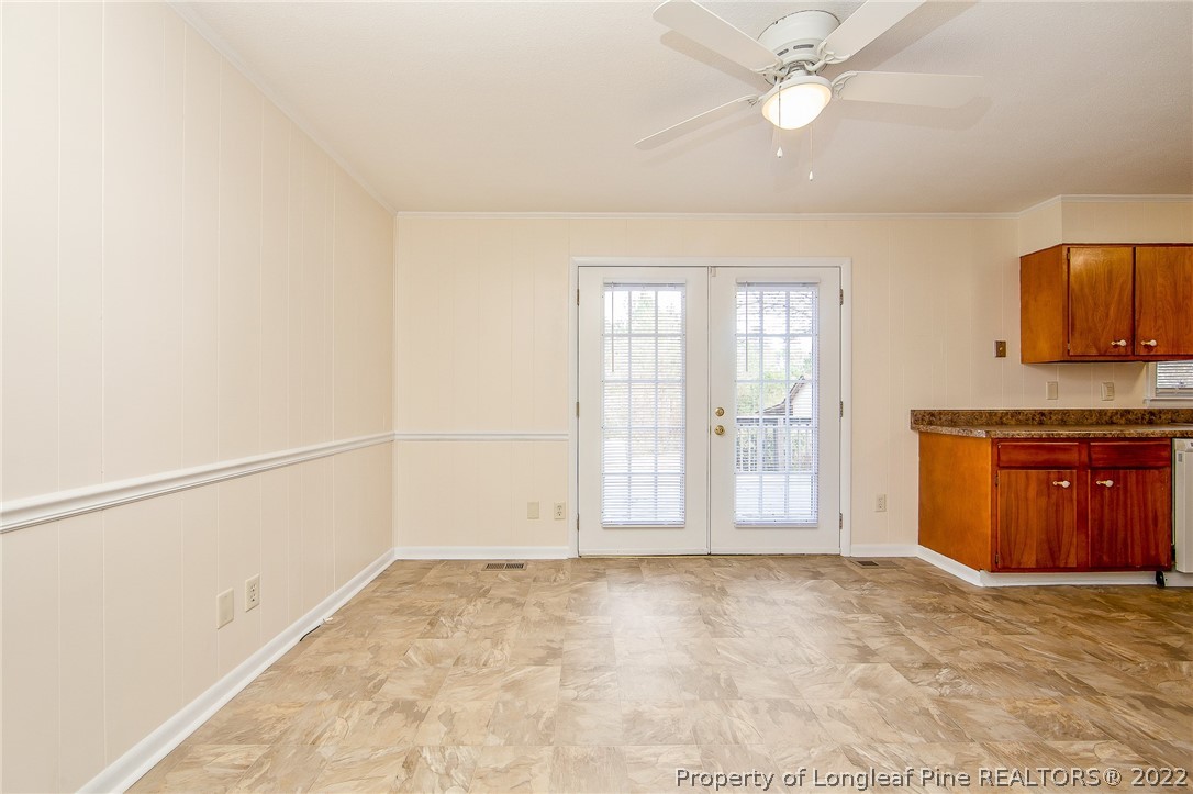 660 Pleasant Loop Fayetteville, NC 28311 - Photo 9 of 35 a view of an empty room with a window