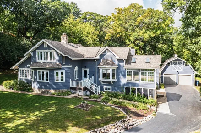 $799,000 | 25440 North Wagon Wheel Court, Barrington, IL 60010