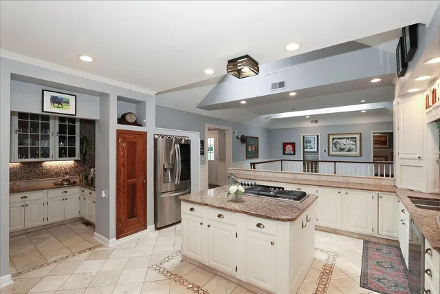 $799,000 | 25440 North Wagon Wheel Court, Barrington, IL 60010