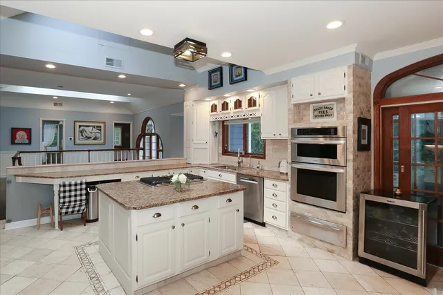 $799,000 | 25440 North Wagon Wheel Court, Barrington, IL 60010