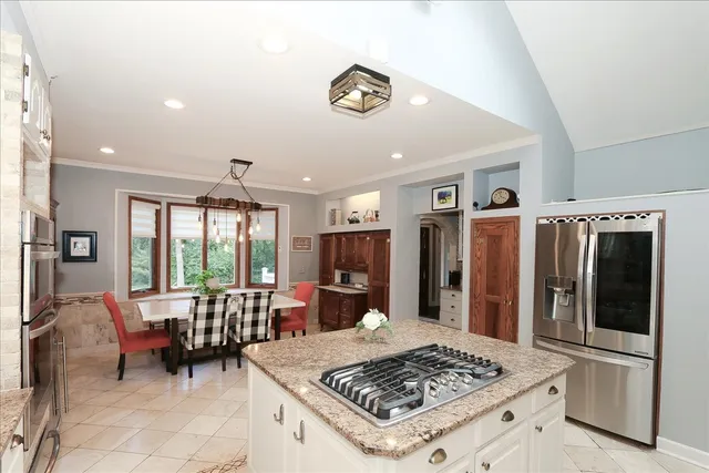 $799,000 | 25440 North Wagon Wheel Court, Barrington, IL 60010