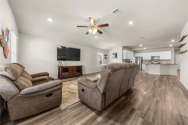 $299,999 | 8616 Cantera Rdg Road, Temple, TX 76502