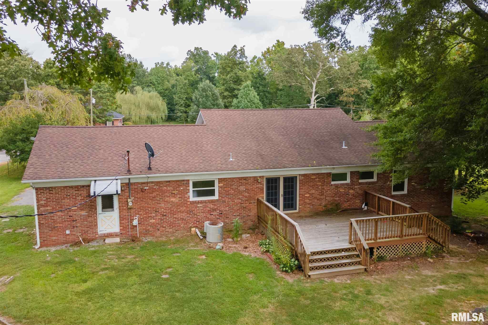 707 South Spillertown Road Marion, IL 62959 - Photo 3 of 12 Gallery Image 3