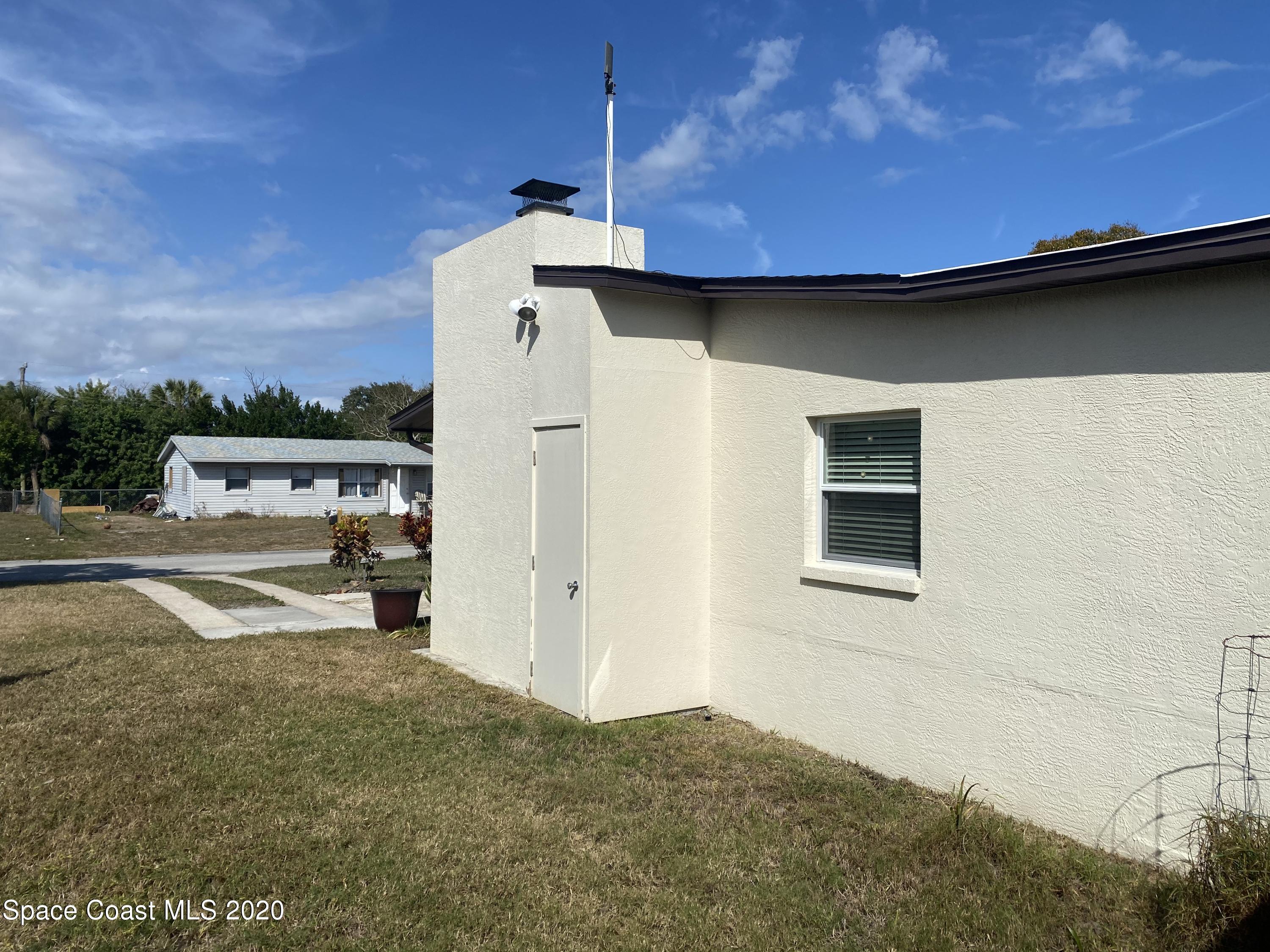 2161 King Richard Road Melbourne, FL 32935 - Photo 15 of 70 IMG_0929