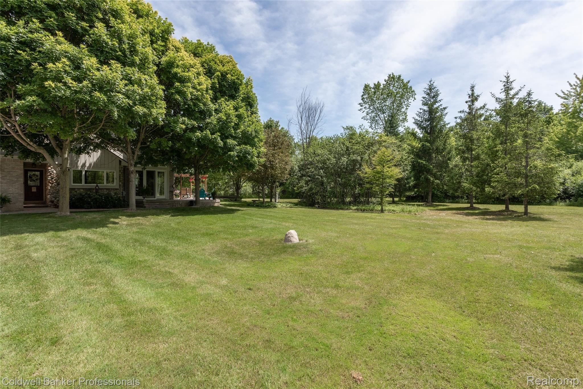 3150 Six Mile Road South Lyon, MI 48178 - Photo 34 of 55 244A1621.jpg