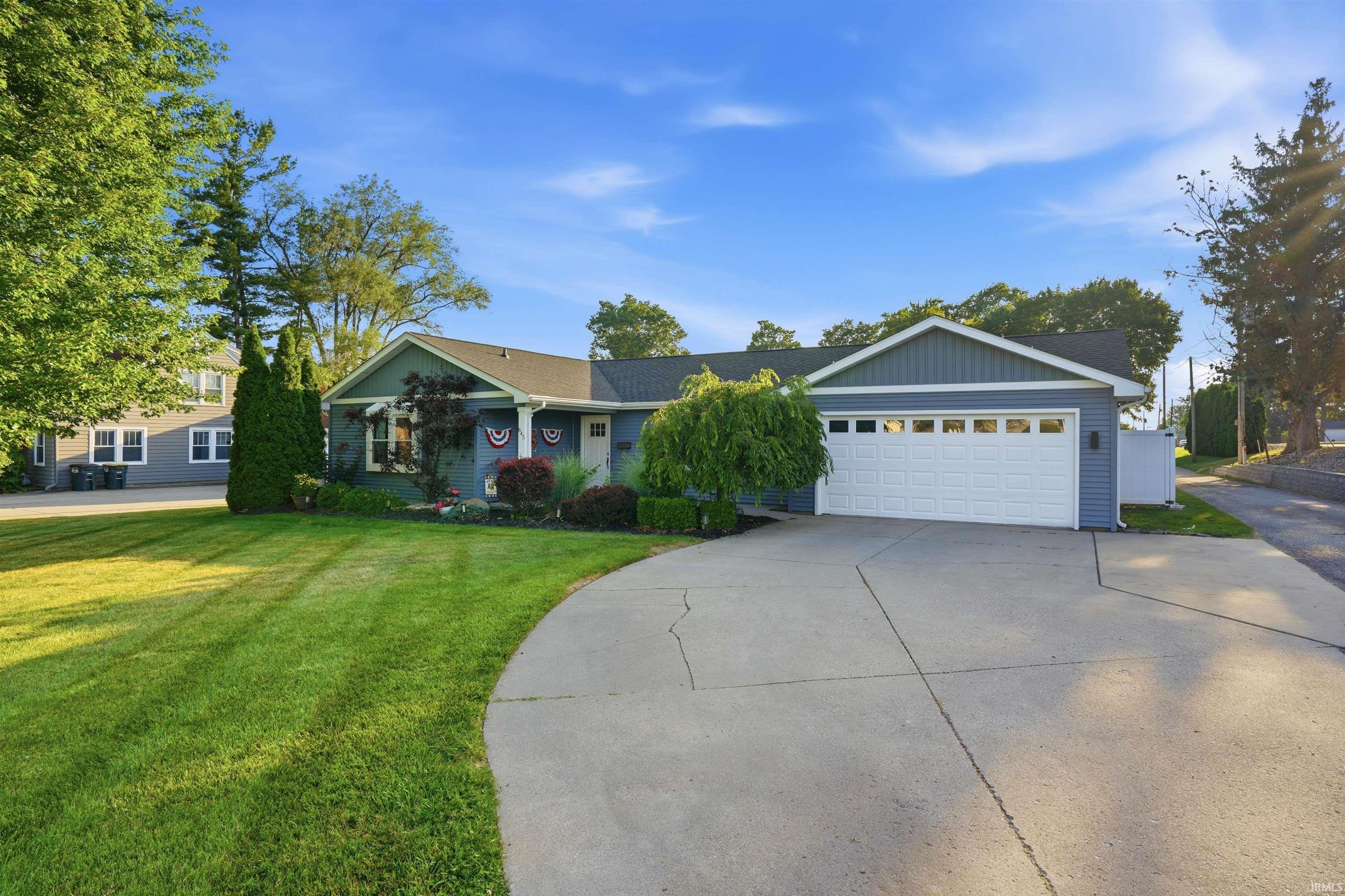645 North Riley Street Kendallville, IN 46755 - Photo 1 of 34