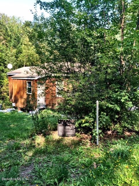 70 Franklin Road Hinsdale, MA 01235 - Photo 5 of 9 Exterior