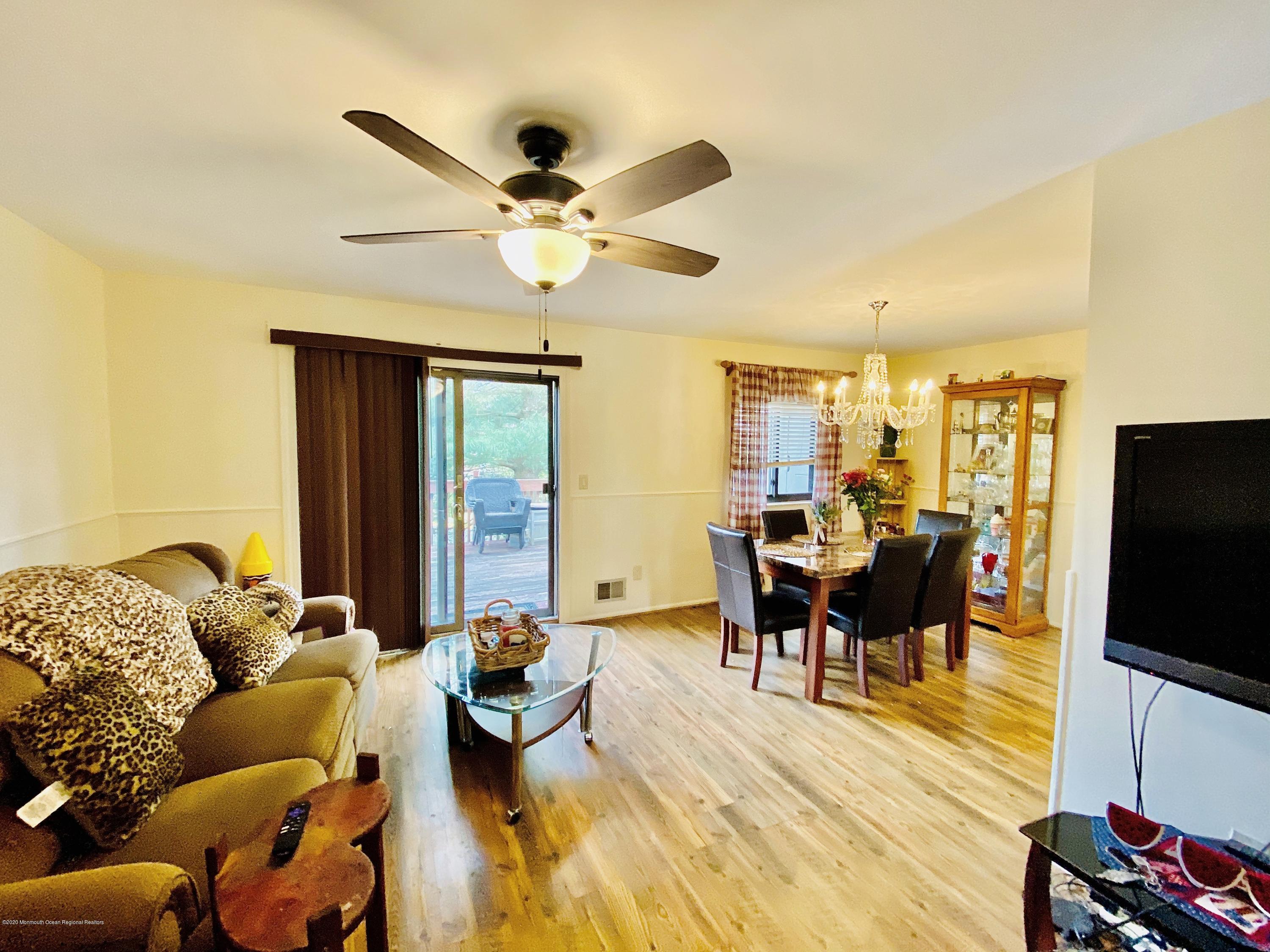 9 Jesse Road, Unit 1000 Howell, NJ 07731 - Photo 4 of 29 Living Room-Dining Rm Views