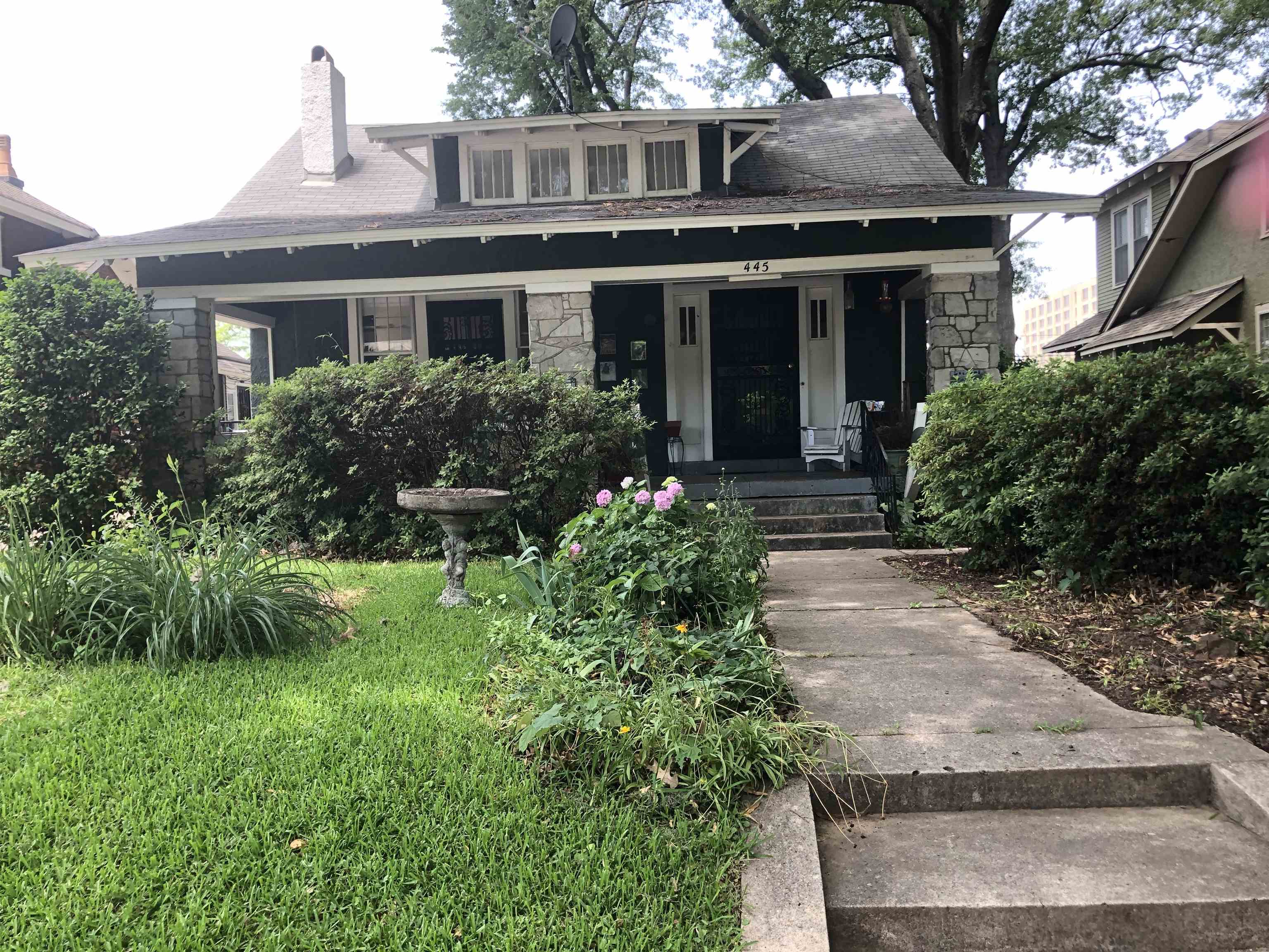445 Garland Street Memphis, TN 38104 - Photo 2 of 8