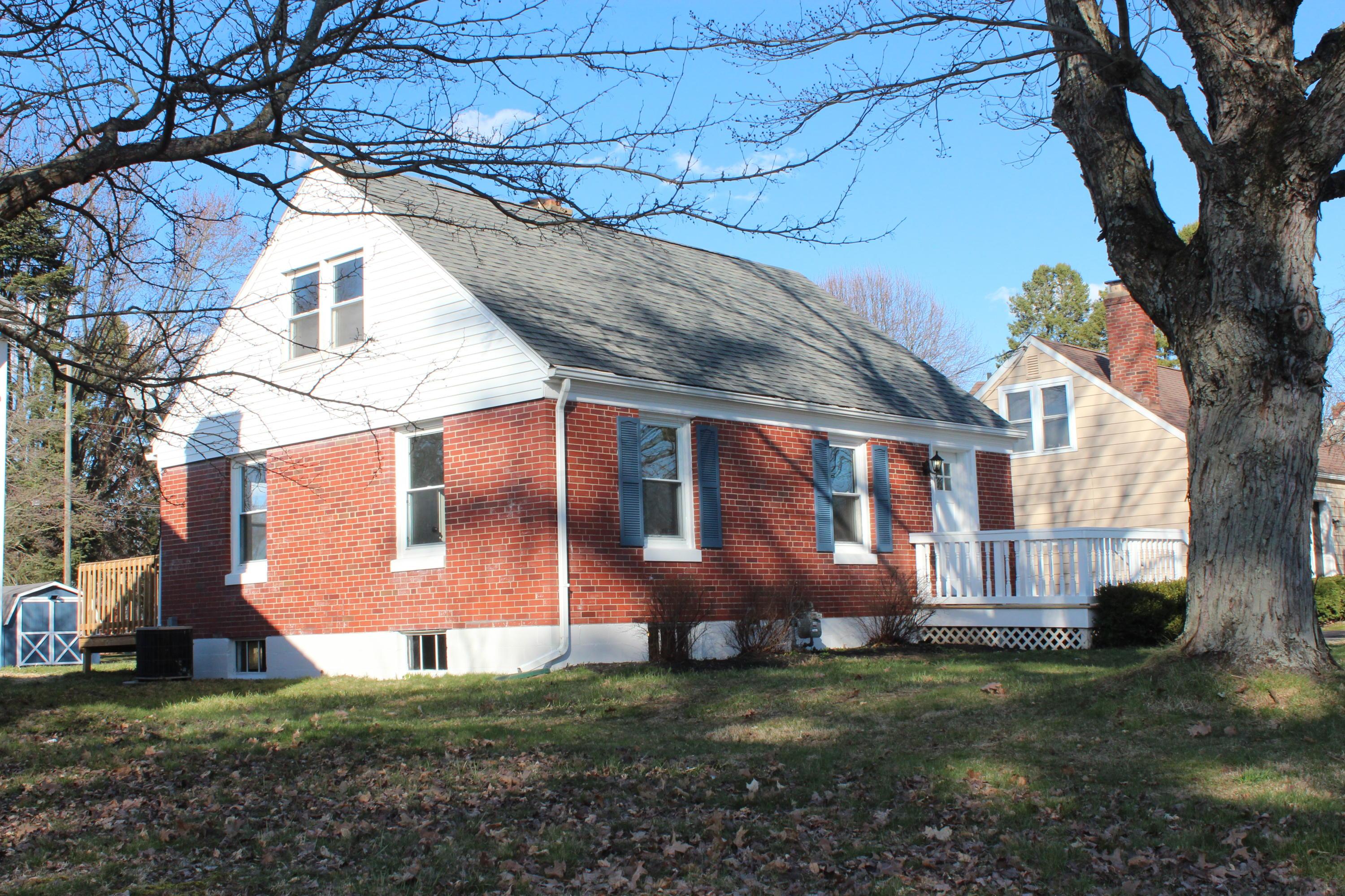 234 Stare Road Newark, OH 43055 - Photo 3 of 36 Gallery Image 3
