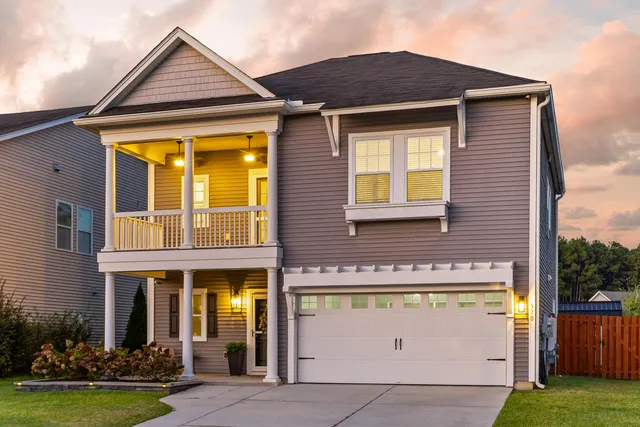 $369,900 | 570 Crossland Drive, Moncks Corner, SC 29461