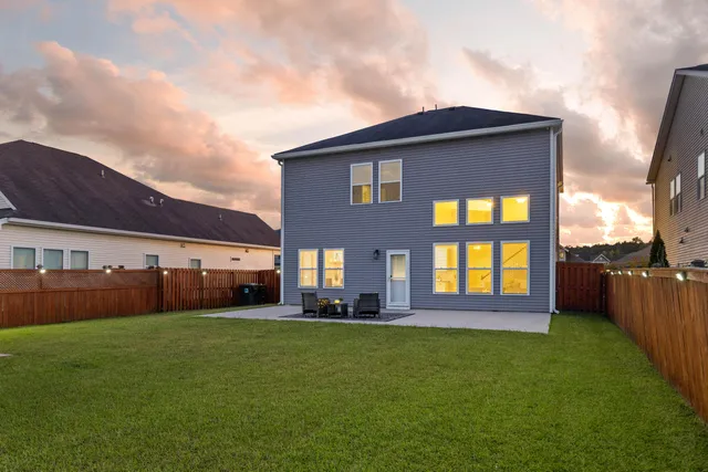 $369,900 | 570 Crossland Drive, Moncks Corner, SC 29461