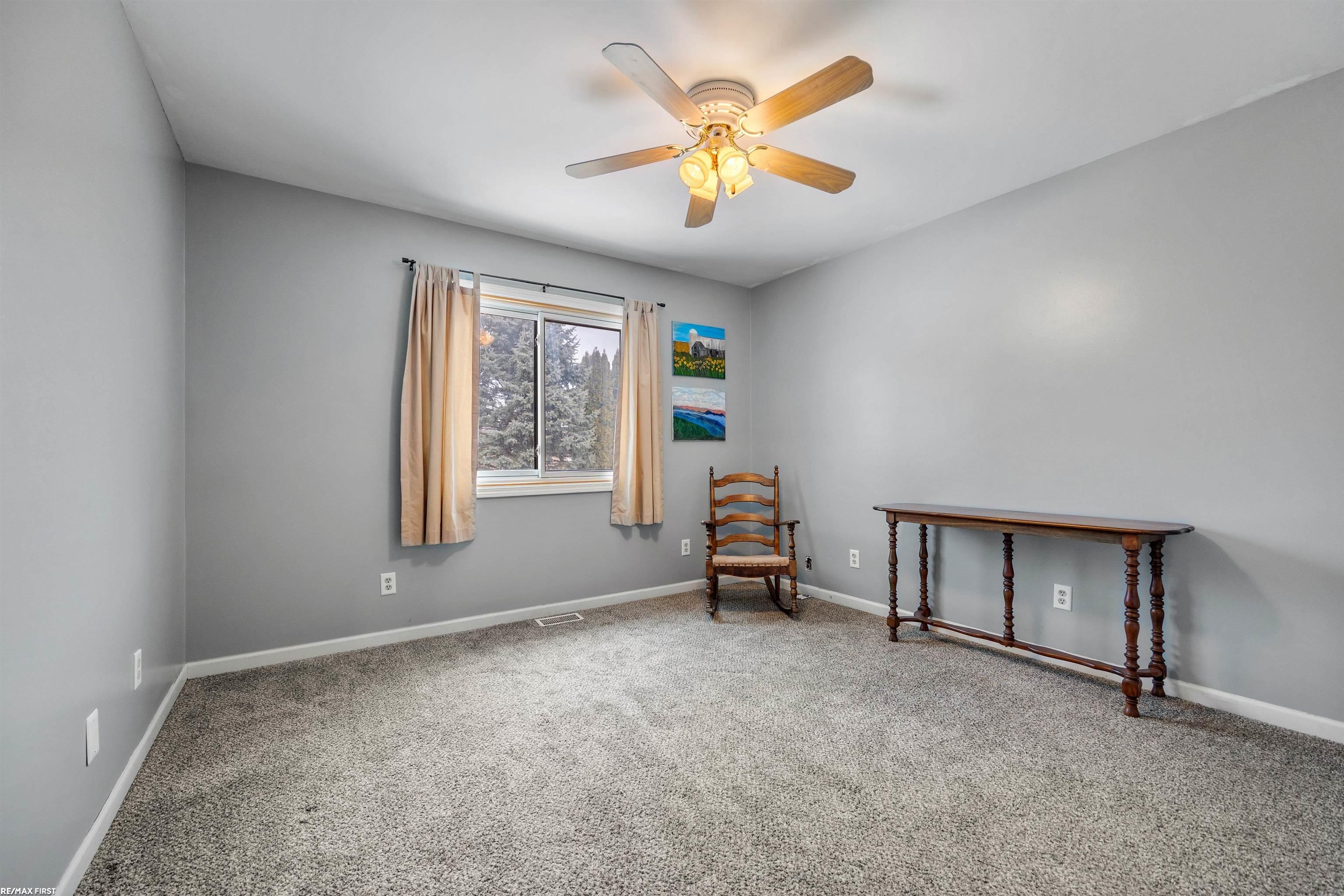 34443 Lillian Road Chesterfield, MI 48047 - Photo 16 of 46