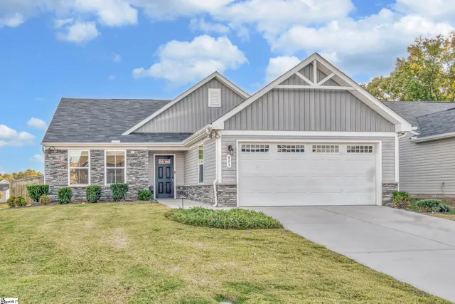 $289,500 | 803 Shady Oak Court, Boiling Springs, SC 29316