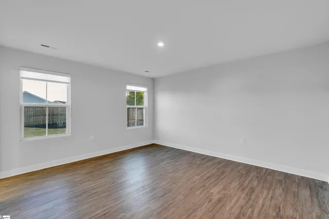 $289,500 | 803 Shady Oak Court, Boiling Springs, SC 29316