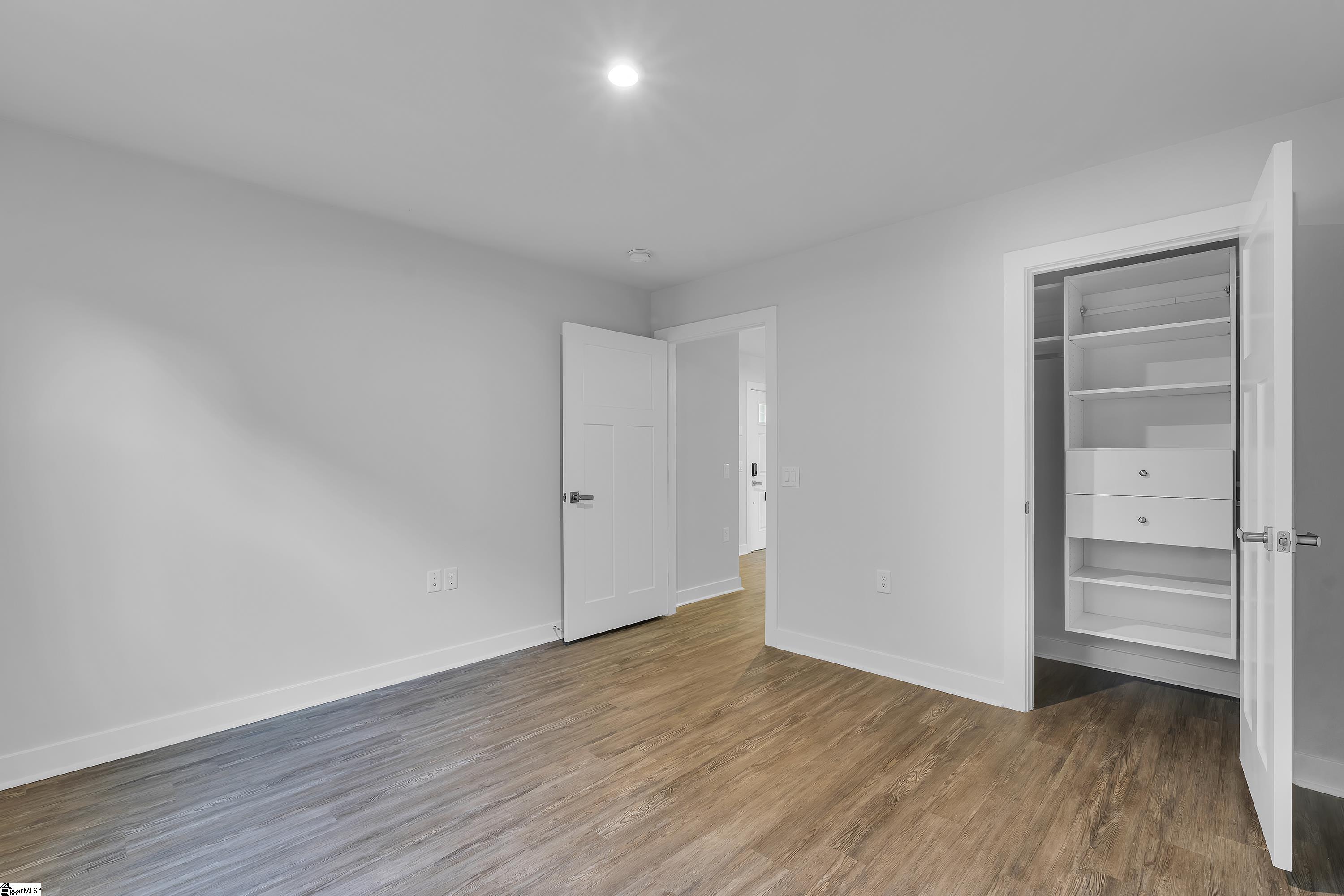 803 Shady Oak Court Boiling Springs, SC 29316 - Photo 16 of 26