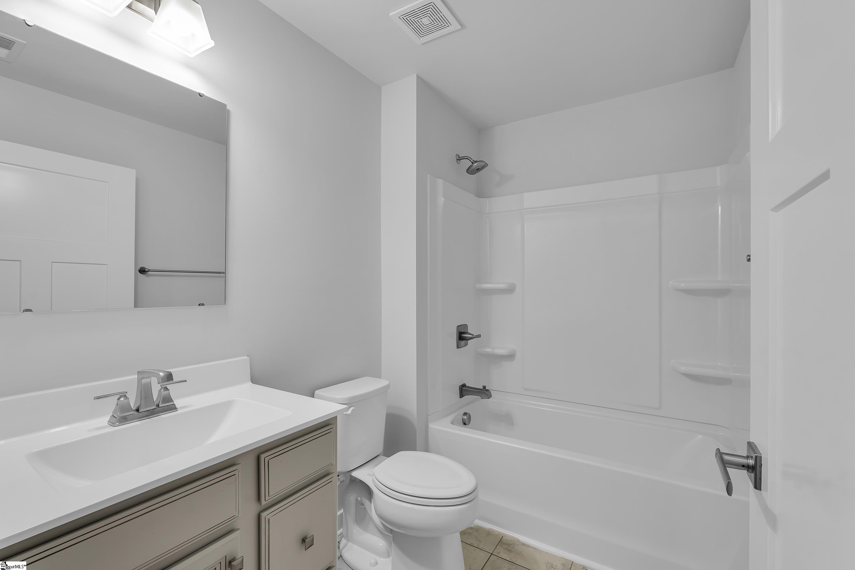 803 Shady Oak Court Boiling Springs, SC 29316 - Photo 18 of 26