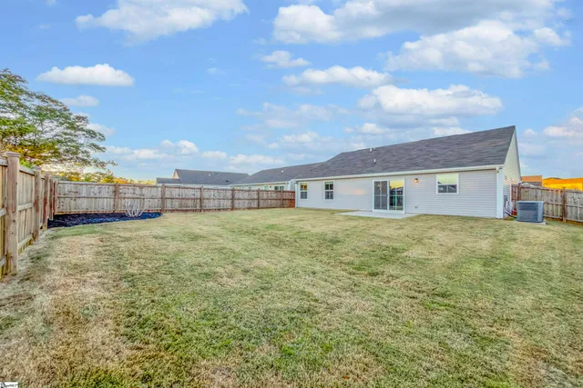 $289,500 | 803 Shady Oak Court, Boiling Springs, SC 29316