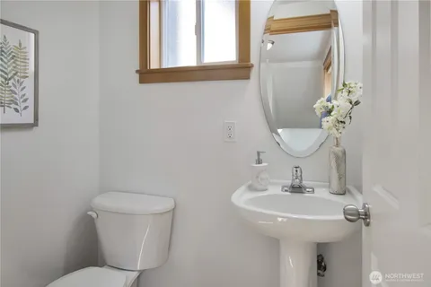 $650,000 | 8515 Stone Avenue North, Unit A, Seattle, WA 98103