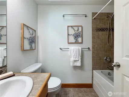 $650,000 | 8515 Stone Avenue North, Unit A, Seattle, WA 98103