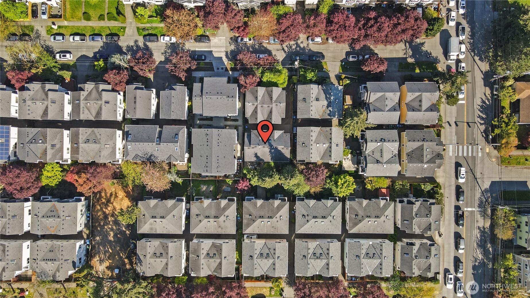 8515 Stone Avenue North, Unit A Seattle, WA 98103 - Photo 27 of 27