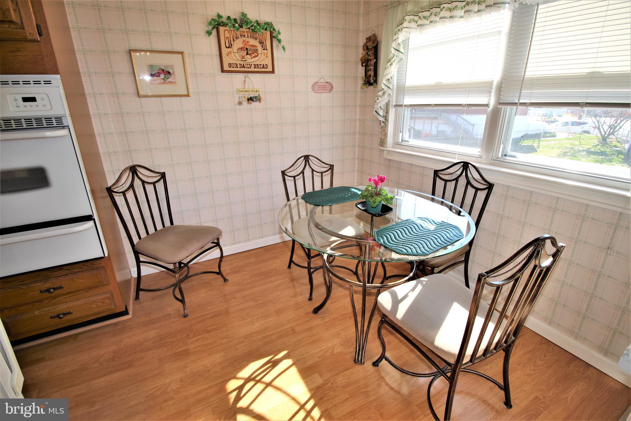 12524 Chilton Road Philadelphia, PA 19154 - Photo 14 of 31