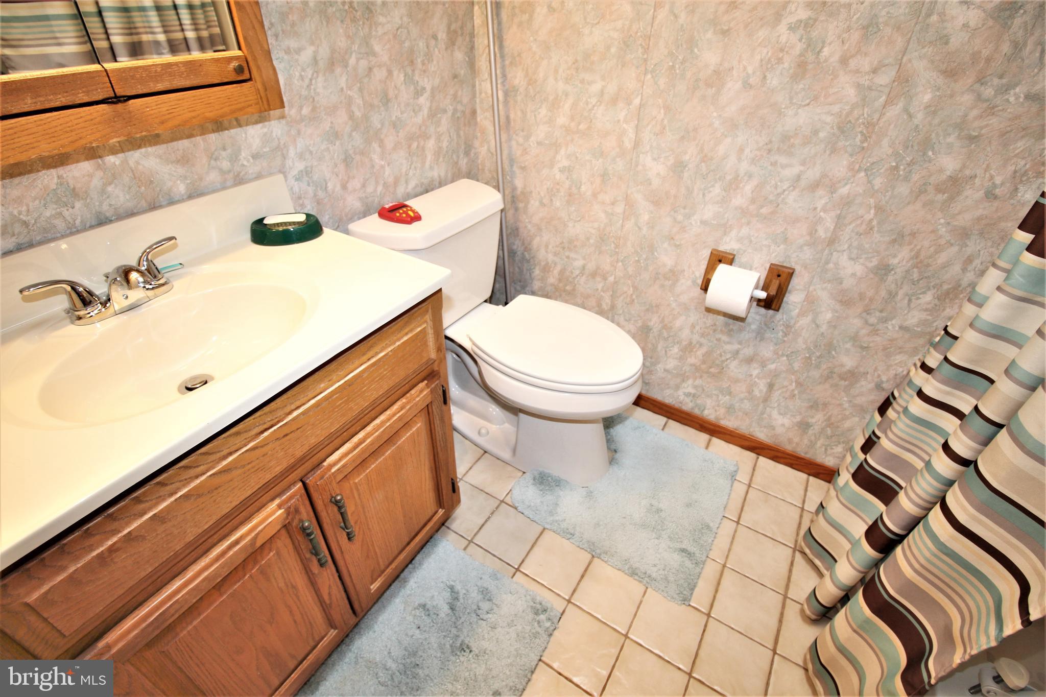 12524 Chilton Road Philadelphia, PA 19154 - Photo 16 of 31